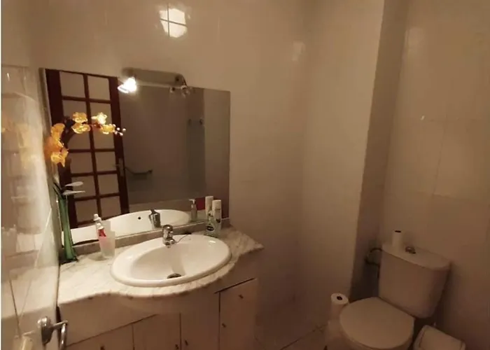 Club Atlantis アパート アデヘ